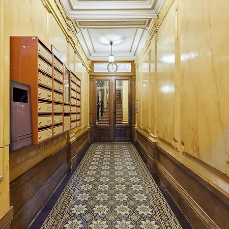 Appartamento Magnificent With Ac - Center Of Parigi
